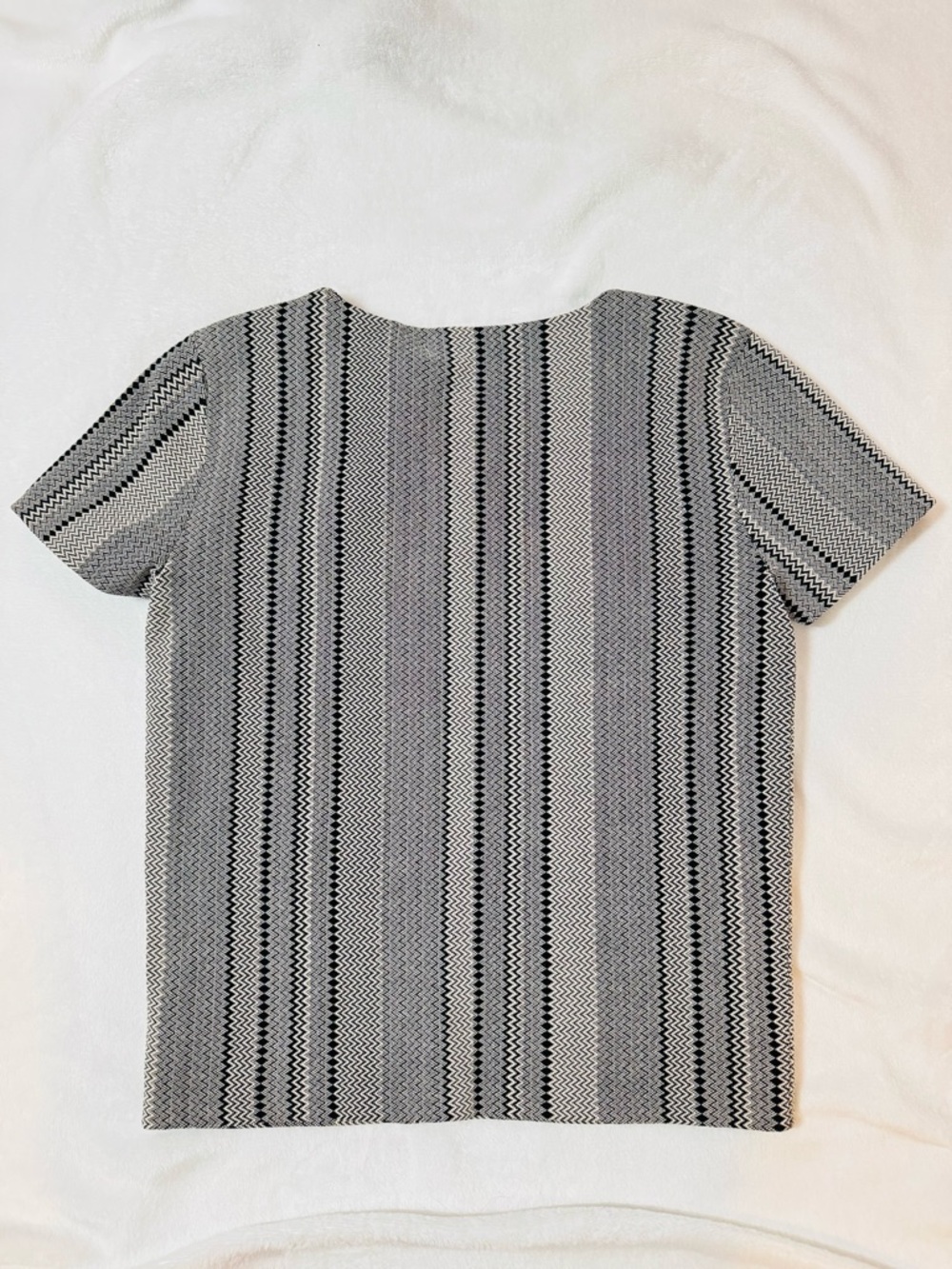 Theory Black Ferson Stretch Jacquard-knit Top - Small - Picture 3 of 5